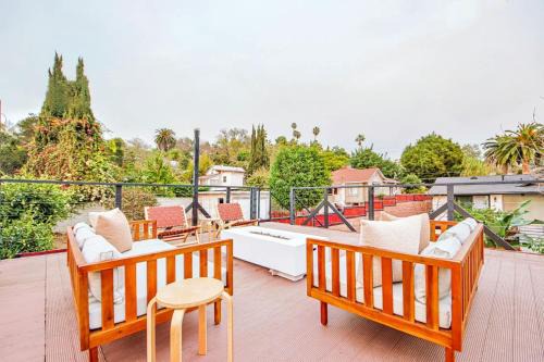 2 Units Oasis Villa w terrace&roofdeck 12 pax
