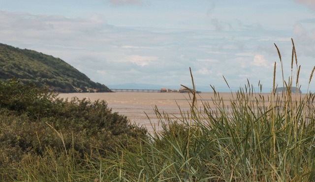 2 VICTORIA COTTAGES, romantic, country holiday cottage in Kewstoke