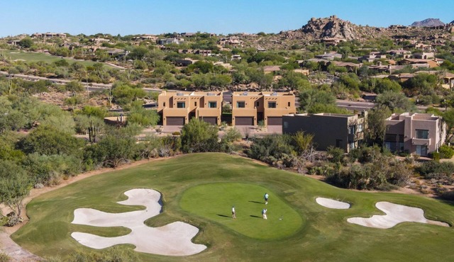 2 Villas/20 Guests: Walk to Troon North Golf Club