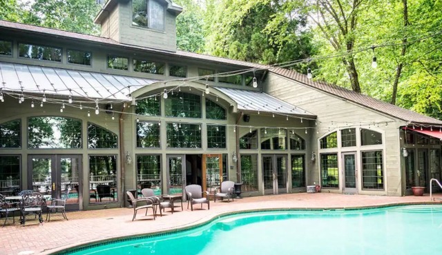 2 Water Front homes w/Pool-Enjoy Resort style!