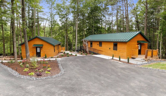 2 WATERFRONT CABINS 2 HOT TUBS 2 FIRE RINGS BEACH FISH HIKE KAYAKS TUBES GRILLS