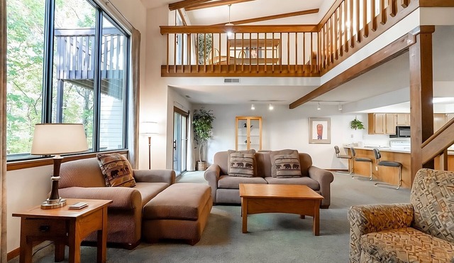 2 Welcoming Villas with Indoor Pool | Steps from Splash Adventure | Free Parking