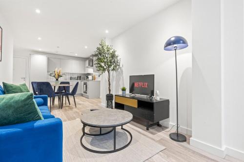 20 2 Bed 2 Bath Balcony Lux Digbeth Apt