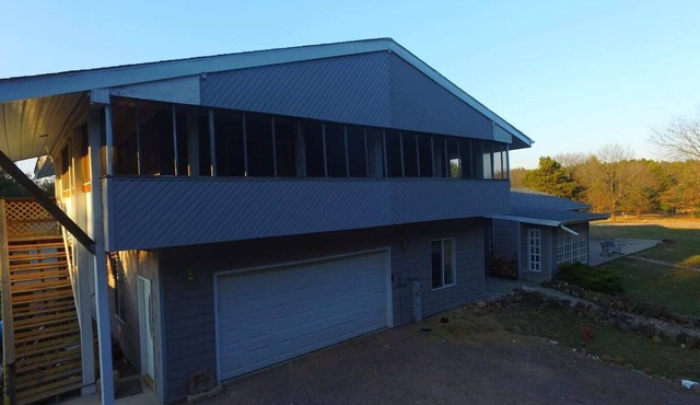 20 Acre Farm- Farm Fun, Games & Movie Theater