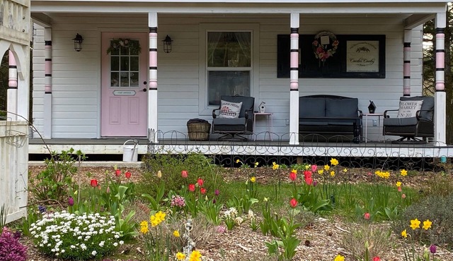 20 acre farm Homestead Flowering Cottage