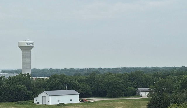 20 acres Bunkhouse in Emporia, KS