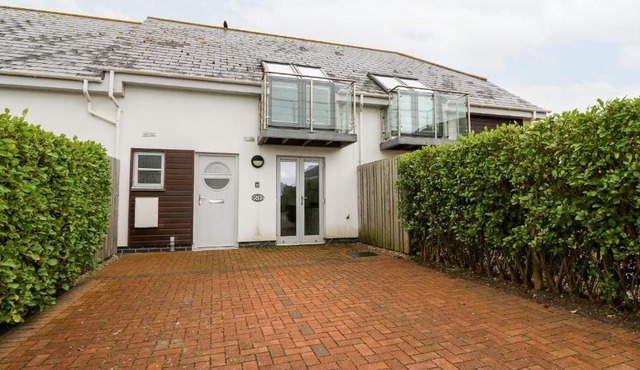 20 Bay Retreat Villas