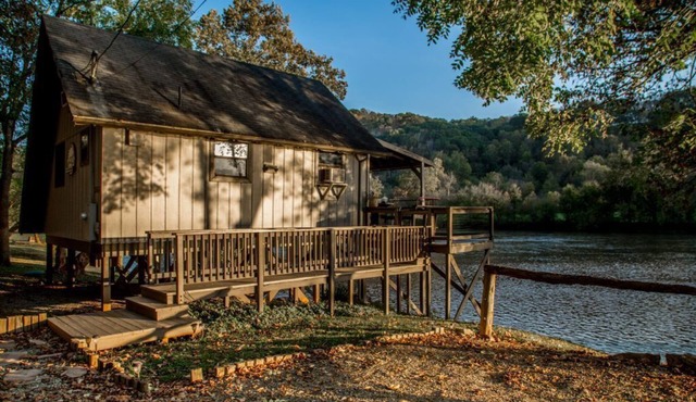 20 ft from New River! Amazing Sunset View - 1BS4 w/Loft - Shaman's Cure