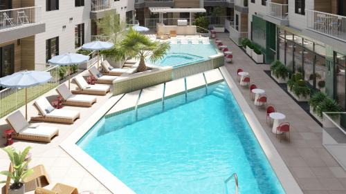 20 Guests at The Code by AvantStay Resort Amenities Pool Steps to Zilker Lady Bird in South Lamar