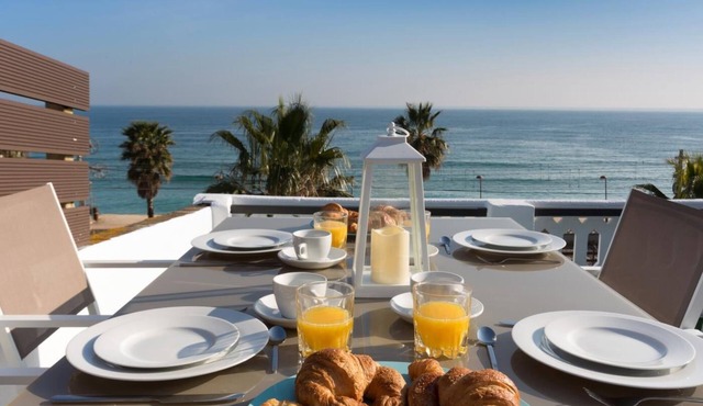 20 km from Barcelona from beach apartment