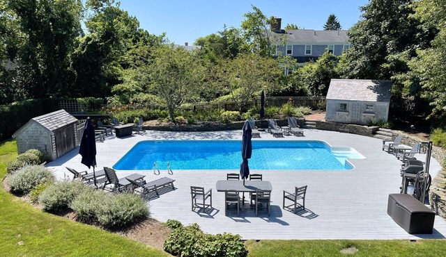 20 Meadow View Drive, Nantucket Massachusetts nTucked Away