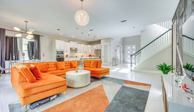 < 20 Mi to JAX Beach + Game Days: Upscale Retreat