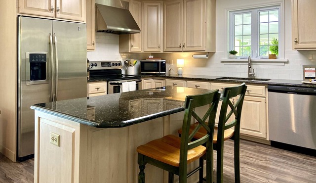 < 20 minutes from Bucknell. 4 minutes from Routes I-80 & 180.