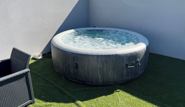 20 mn from Nimes, the sea and Montpellier All shops within 500 m