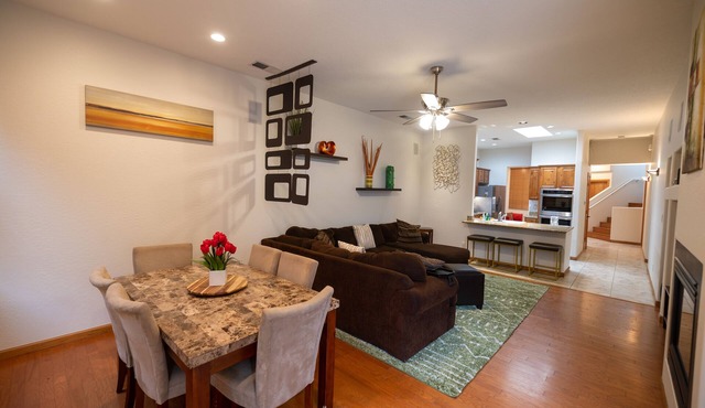 *20% New Listing Discount! Tramway Home By Sandia Mountains