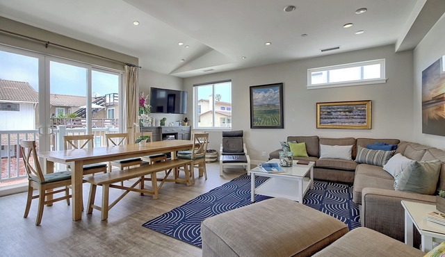 20% Off April 23-26! Walk To Beach, Amazing Views