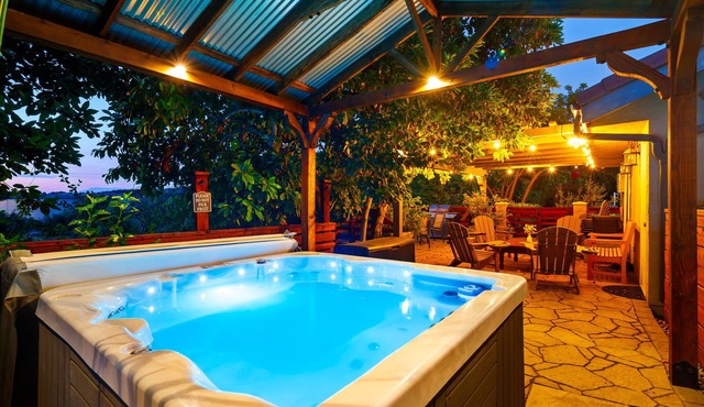 20% Off May 7th & 8th! Perfect For Families, Spa!