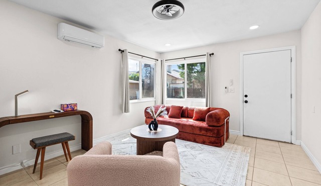 20% OFF Monthly/Private Suite/Free Parking