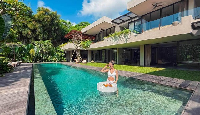 20% Off! New luxury villa full of thoughtful design detail