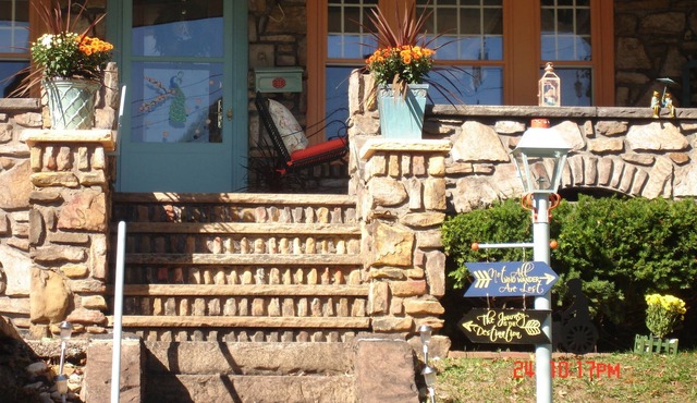 20% off Season Sale when booking $112 per night. Except holidays.