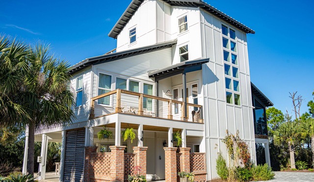 20% OFF Spring Dates! 'Forcynthia' Luxury Bay Home 4BR/4.5BA ,w/dock,