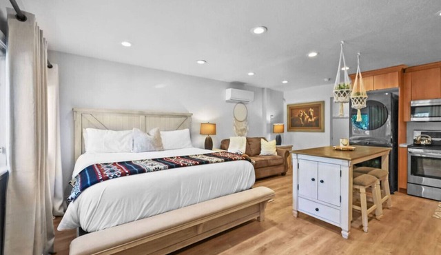 20% Off Valentines Studio at Sundance Utah