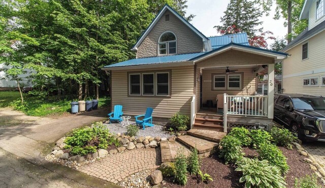 20 Park-Walk to Everything CHQ-Pets OK-Free Bikes