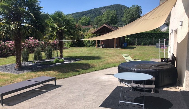 200 m² country house + spa