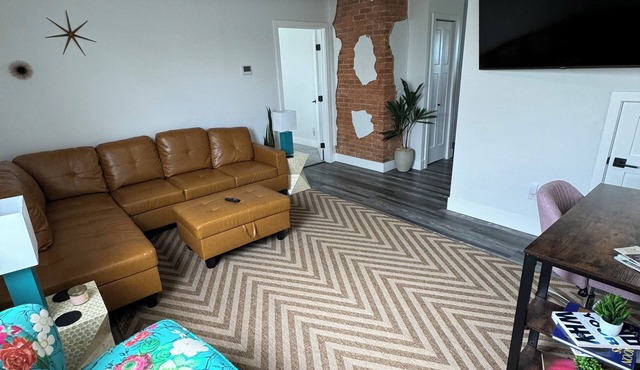 200-year-old house meet modern