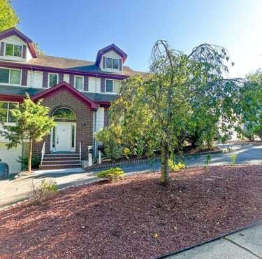 2000 square feet of comfort and relaxation near NYC