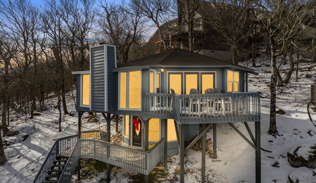 200ft To Lift - Ski-In Ski Out - Hot Tub - Fire Pit