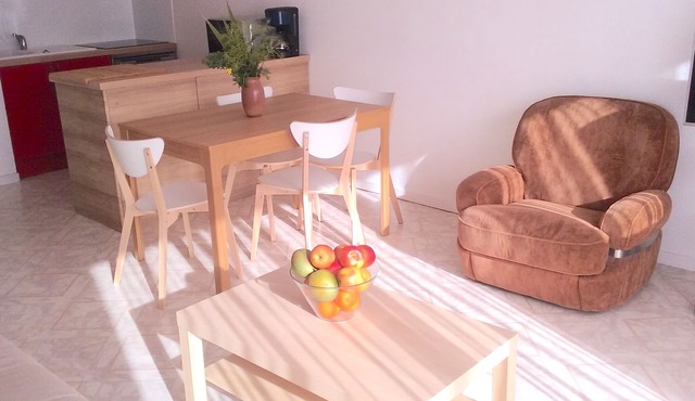 200m from boulouris beach, 2 rooms crossing, balcony and south living room