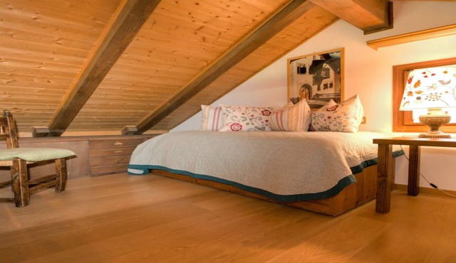 200M FROM THE SKI SLOPE/MOUNTAIN LIFT-IN THE PRISTINE ENGADIN SWITZERLAND