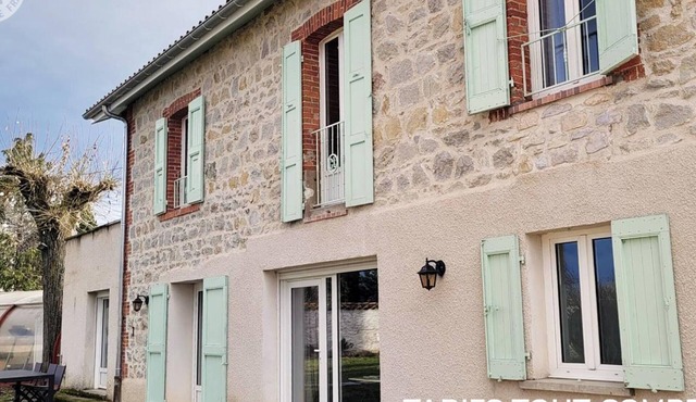 200m² Cottage with Spa and Sauna in Montbrison