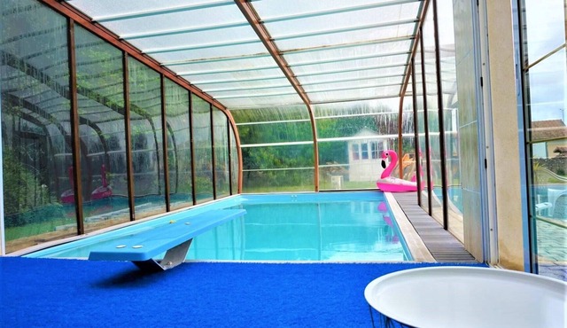 200m² house in a renovated farmhouse, stone walls and exposed beams