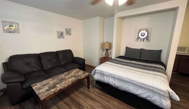 201 E Veterans St Apt I by Patriot Properties