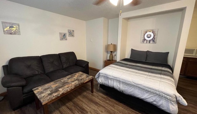 201-I E Veterans St by Patriot Properties