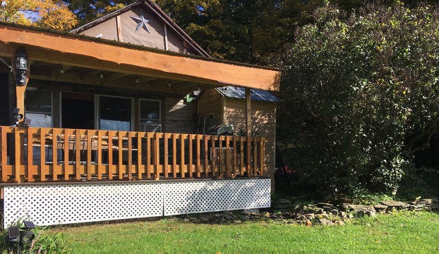 2023-24 Private attached cabin Cooperstown close, BallPark 5mins, Sorry no-pets.