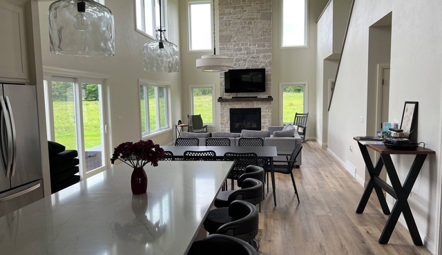 2024 Highland Home - New BuildnIndoor Pickleball/Badminton/Basketball Court