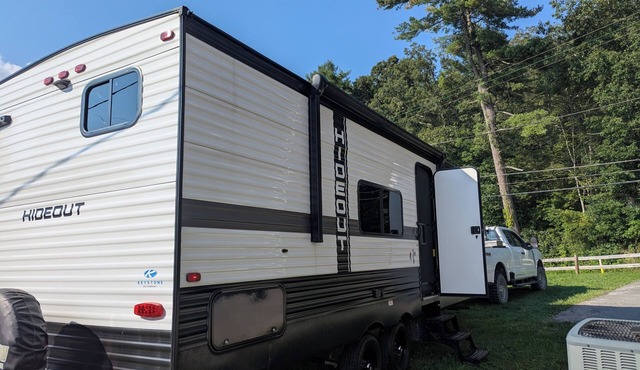2024 keystone hideout travel trailer