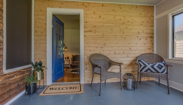 2025/2026 Open! Three Oaks Charmer W/Two Night Summer Minimum