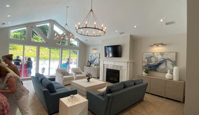 2026 JUST Released 8 Guest Beach House w/Arcade, Gym, Pool, Yard & pickleball