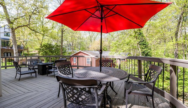 (2026 OPEN!) Five Minute Walk To The Beach! Three Night Min!