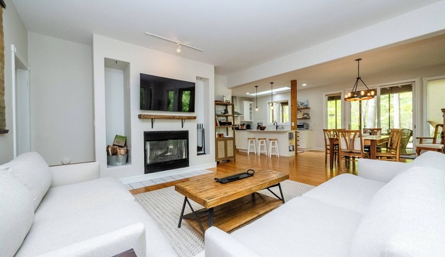 (2026 OPEN!) Newly Updated Union Pier Home with Deeded Beach Access!