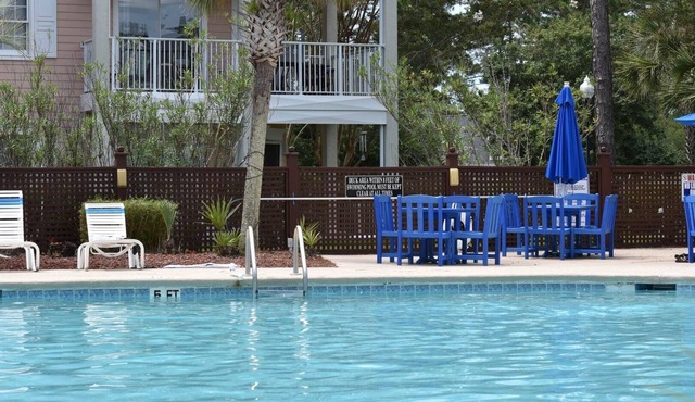 208 2 Bedroom Villa by RedAwning