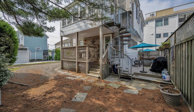 209B Midland "The Cottage" Less than two blocks to Lewes Beach!