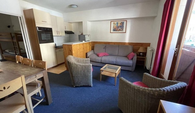 20m from resort center, 1st floor, view resort, fitness, swimming pool, sauna, balcony, tv