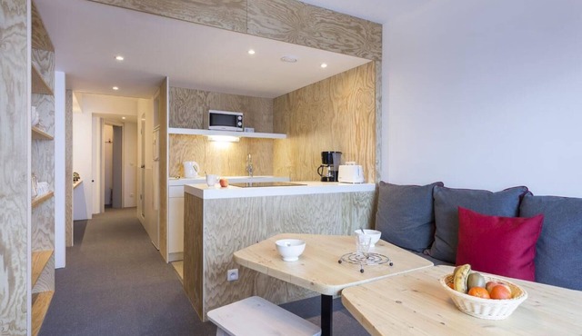 20m from resort center, 4th floor, balcony, ski locker, 61m², Les Arcs