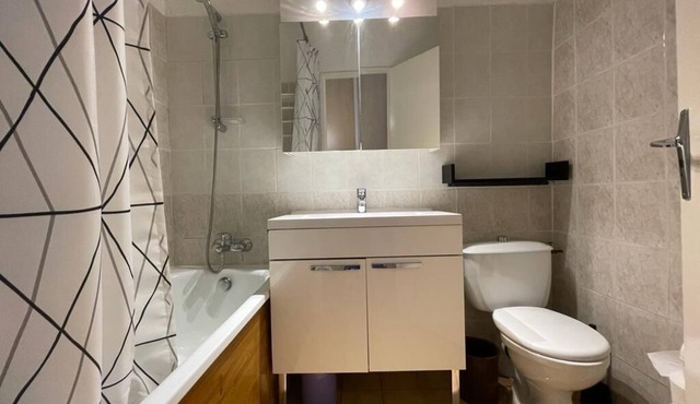 20m from ski slopes, Ground floor, tv, ski locker, 28m², Alpe d'Huez