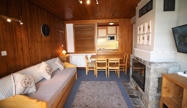 20m from ski slopes, 1st floor, view mountain, balcony, tv, ski locker, 40m², Tignes